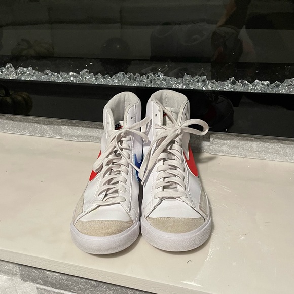 Nike Blazerz - Picture 2 of 8